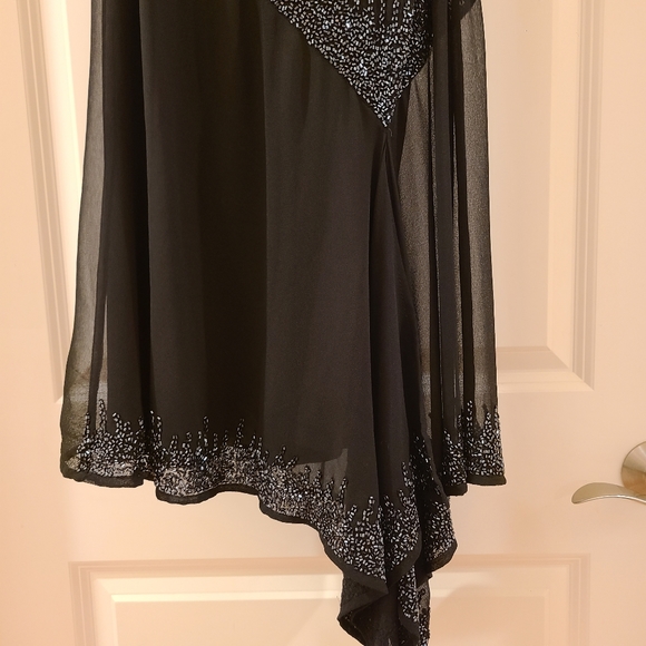 J Kara Black Silver Beaded Asymmetrical Cami Dress With V Neck size 8 like new - Picture 13 of 15